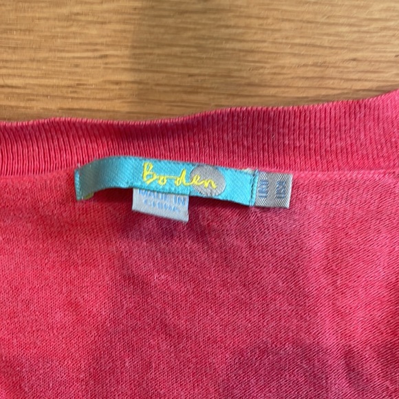 Super Cute Boden V-neck sweater! - Picture 2 of 4